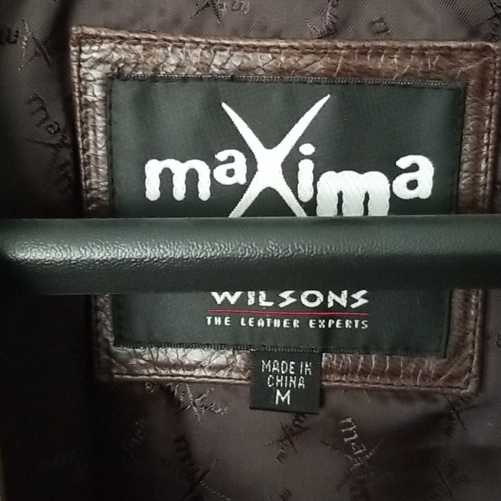 Genuine leather women's coat.